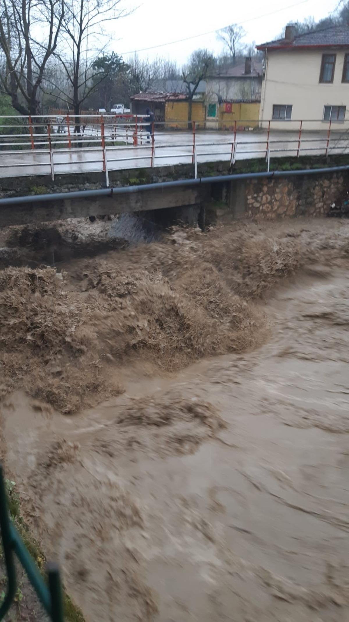 Bursa&rsquo;da dereler taşma noktasına geldi