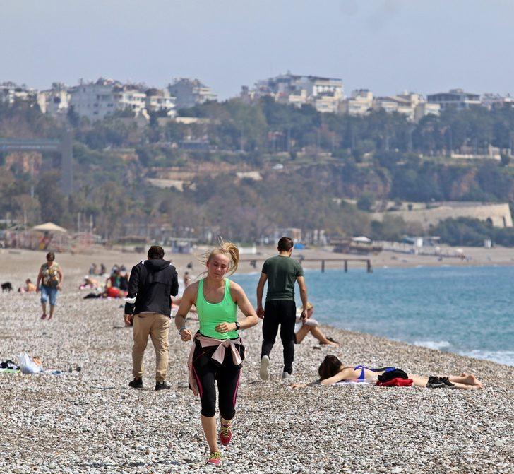 Hafta sonu kısıtlamaya uymayan 408 kişiye 1 milyon 119 bin TL bin ceza G3