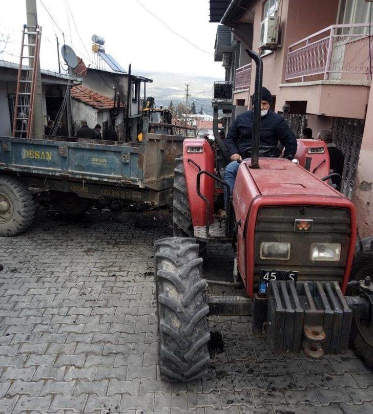 Saruhanlı Belediyesi yangın bölgesinde G4