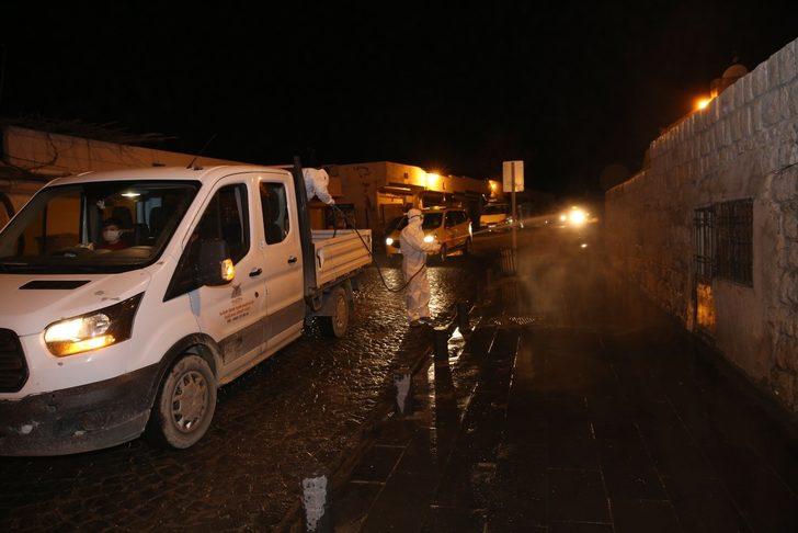 Mardin’de tarihi cadde ve sokaklar dezenfekte edildi G3