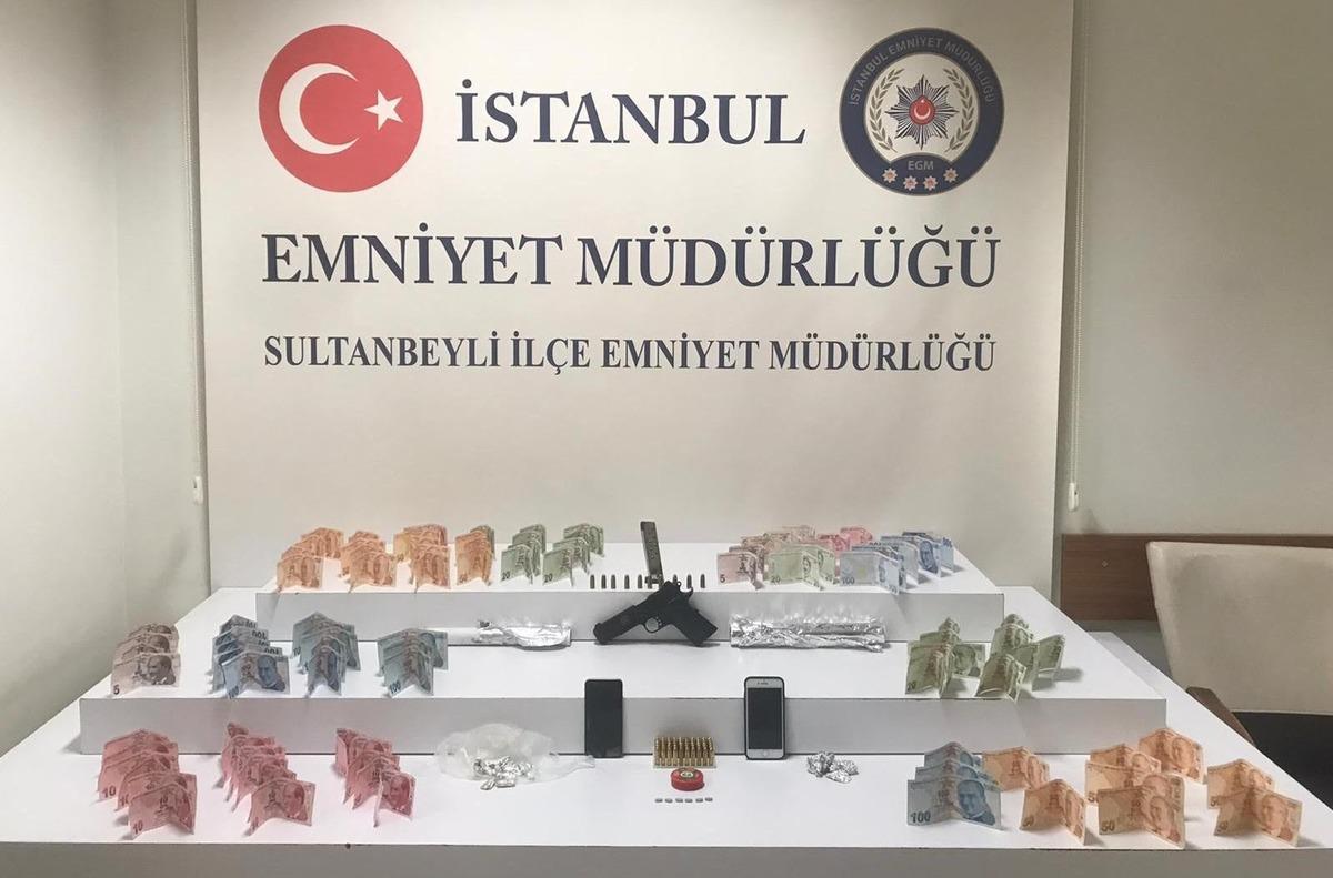 Sultanbeyli Kaymakamlığı&rsquo;nın koordinasyonunda y&uuml;r&uuml;t&uuml;len su&ccedil; ve su&ccedil;lularla m&uuml;cadele faaliyetleri hız kesmeden devam ediyor