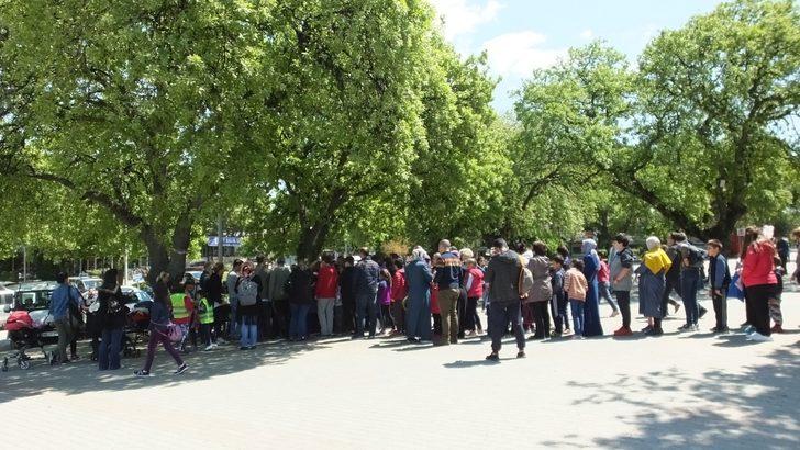 Burhaniye’de "ailemle oryantiring" şenliği G2