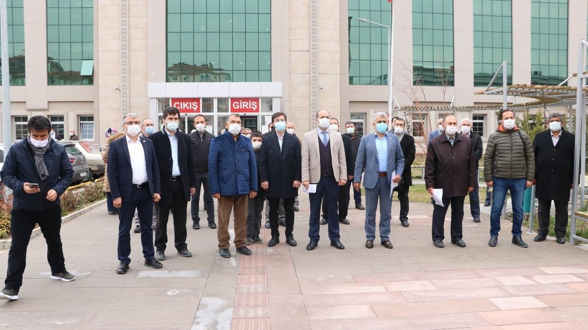 Niğde&rsquo;den emekli amirallere su&ccedil; duyurusu