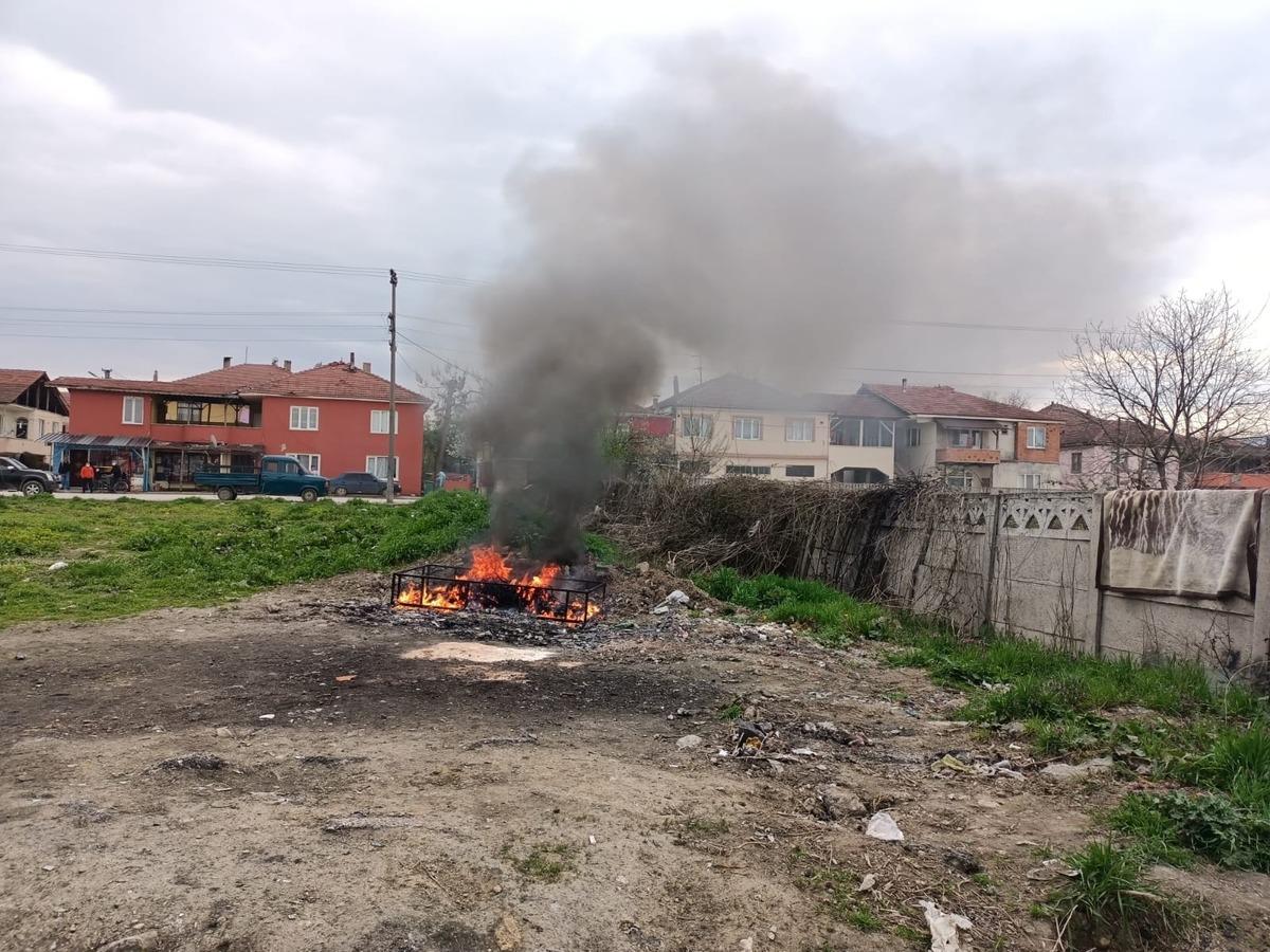 Koltuk yakıyorlardı, zabıta anında m&uuml;dahale etti