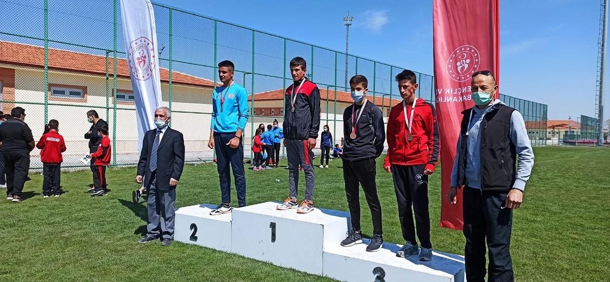 Ispartalı atletler, dereceleriyle g&ouml;z doldurdu