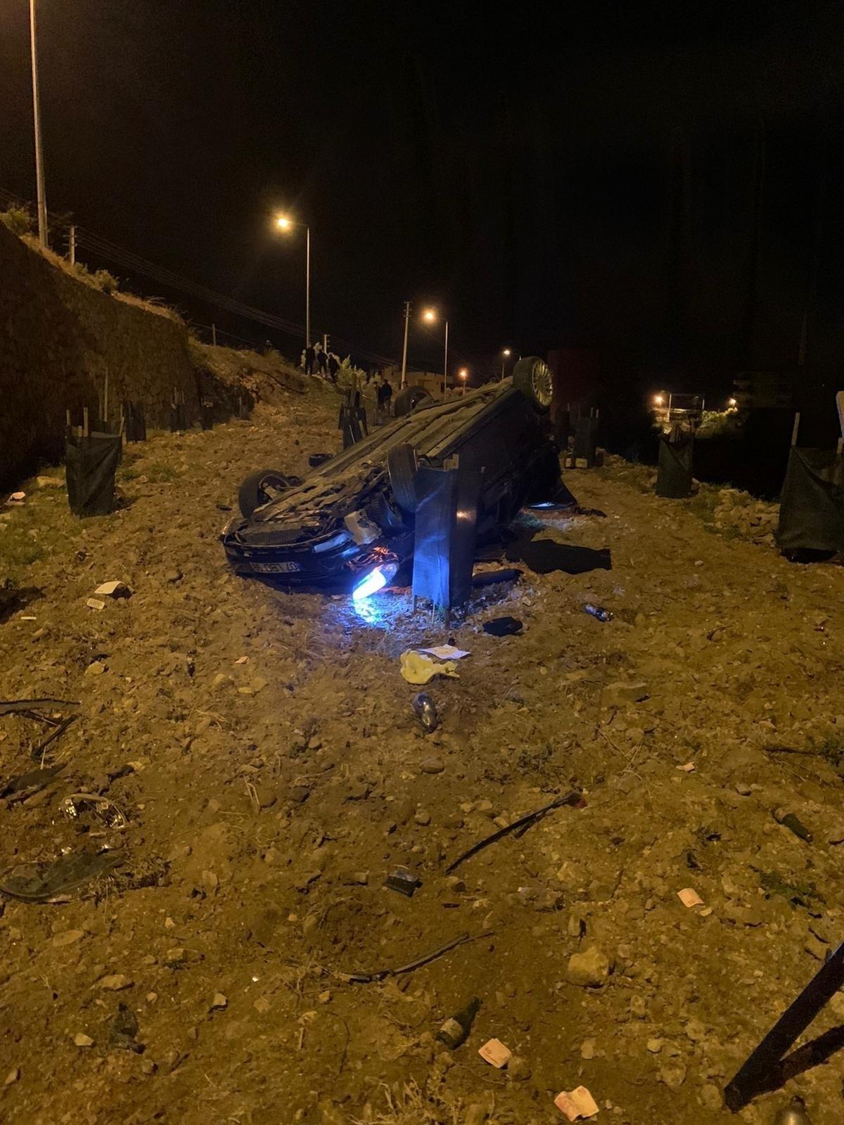 Alanya&rsquo;da otomobil bah&ccedil;eye u&ccedil;tu: 1 yaralı
