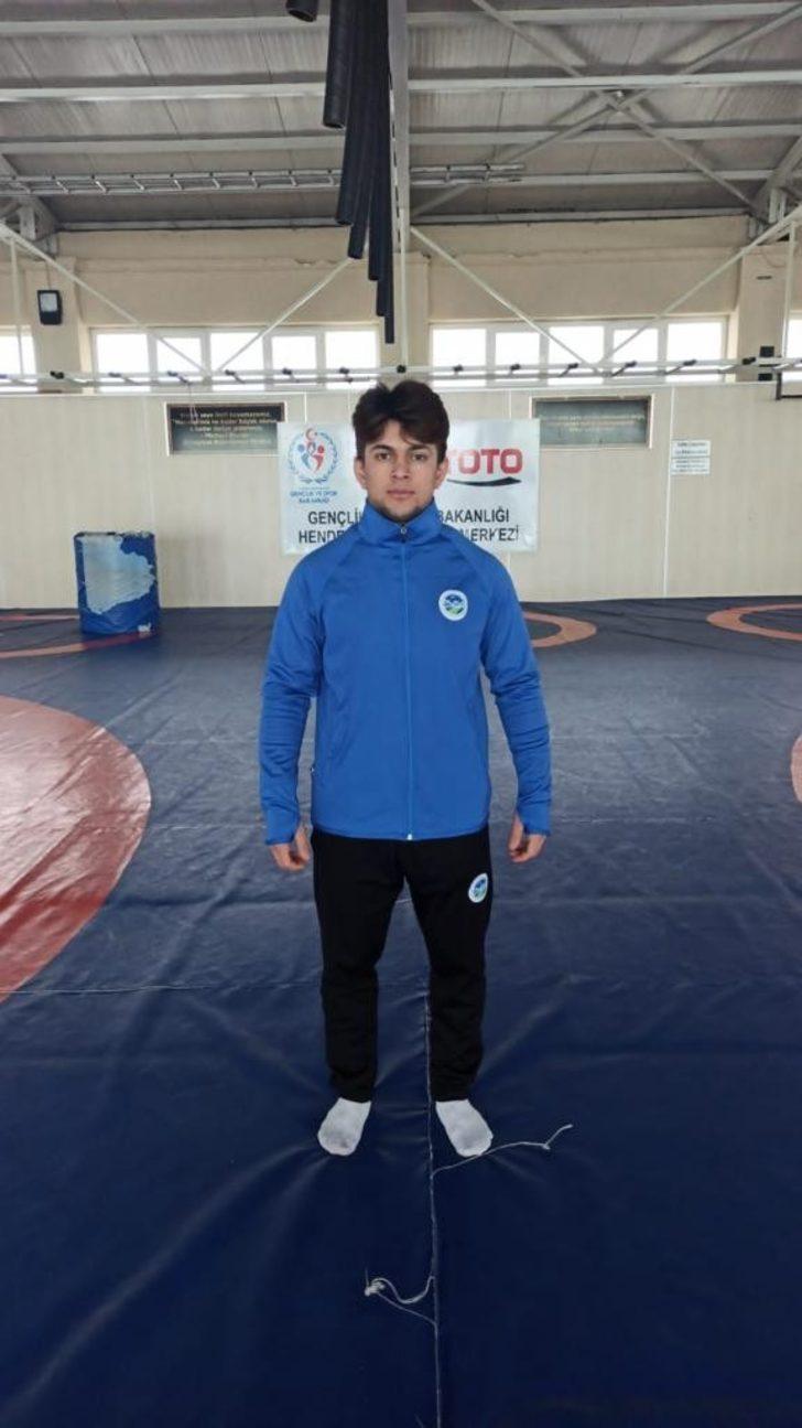 Büyükşehir’in Türkiye ikincisi sporcuları Milli Takımda G4