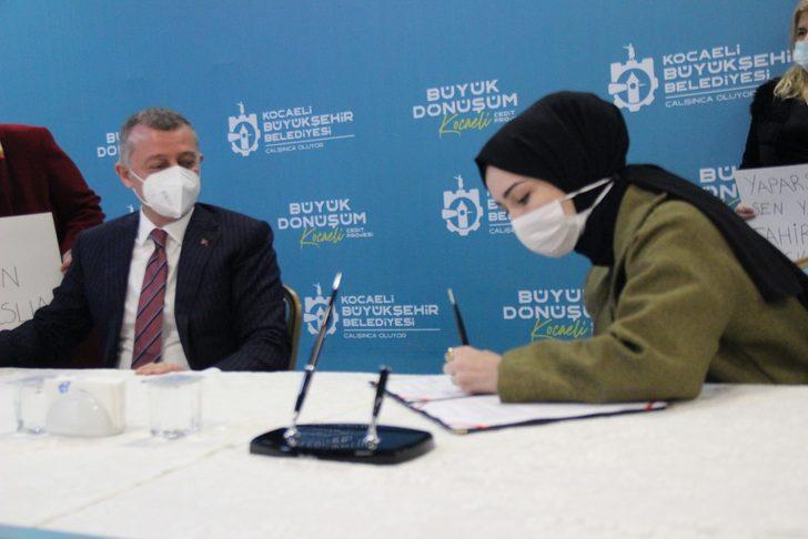 İzmit’te riskli alan ilan edilen mahallenin dönüşümünde imzalar atıldı G1