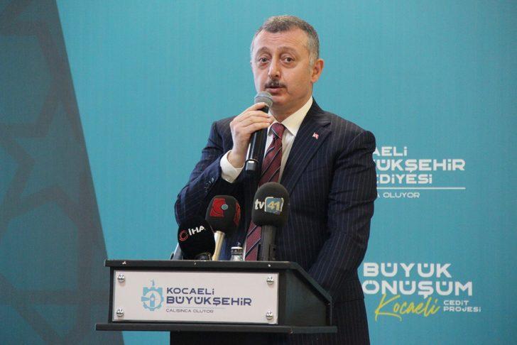 İzmit’te riskli alan ilan edilen mahallenin dönüşümünde imzalar atıldı G5