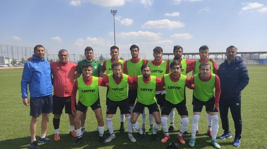 Bağlar Belediyespor lig öncesinde hız kesmiyor