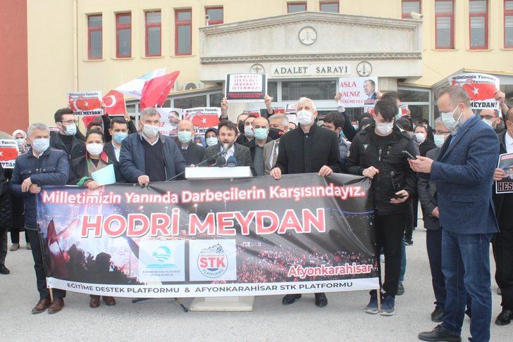 Afyonkarahisar’da STK’lardan, emekli amirallerin bildirisine ortak tepki G3