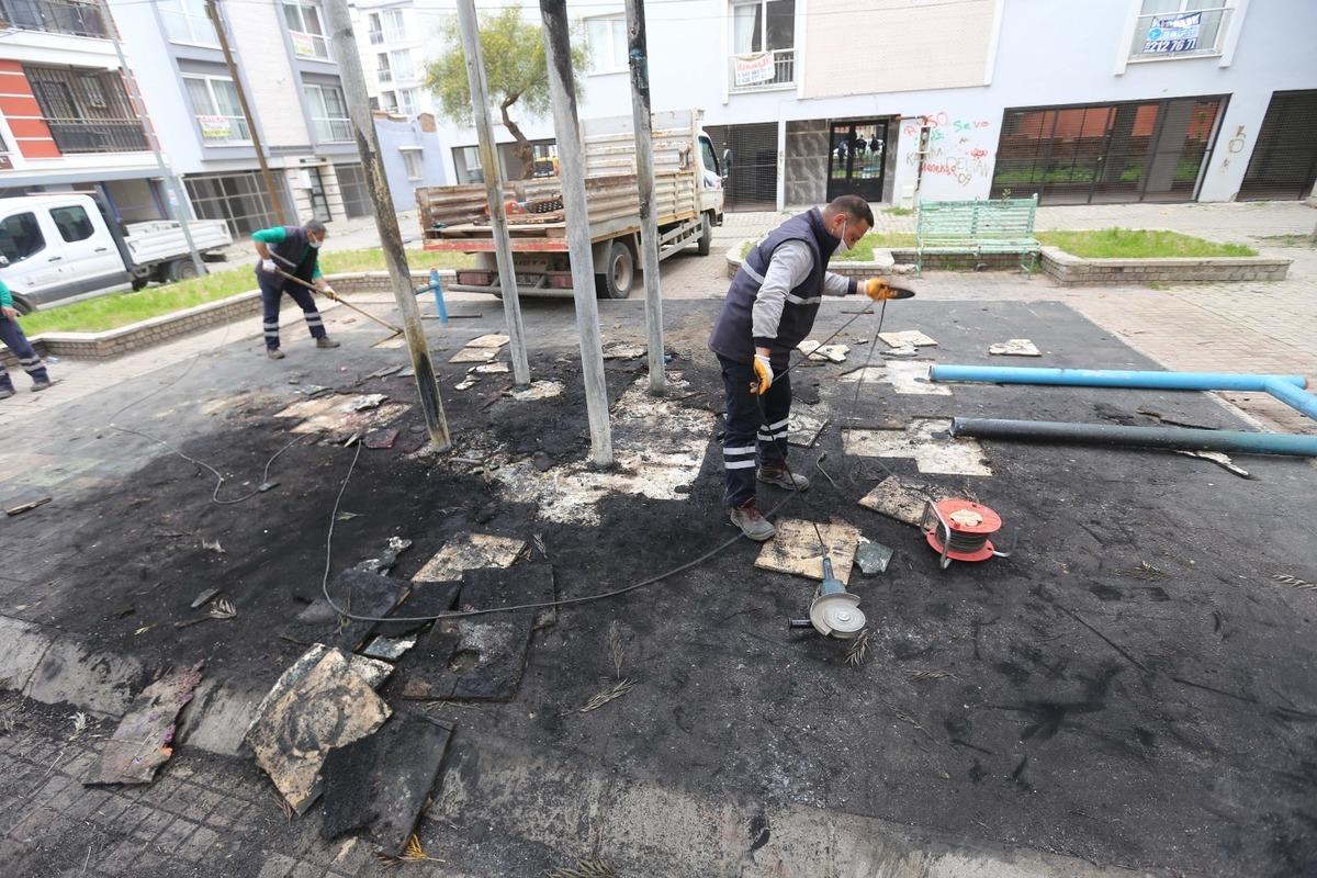 Yangında zarar g&ouml;ren park yenileniyor