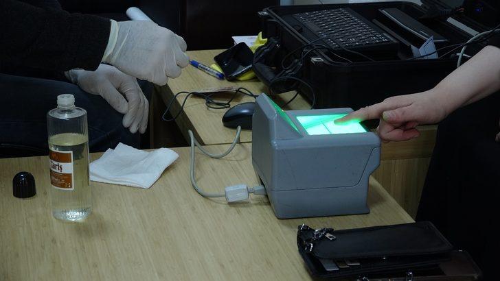 Korona virüs kahramanlarına kimlik kartı jesti G2