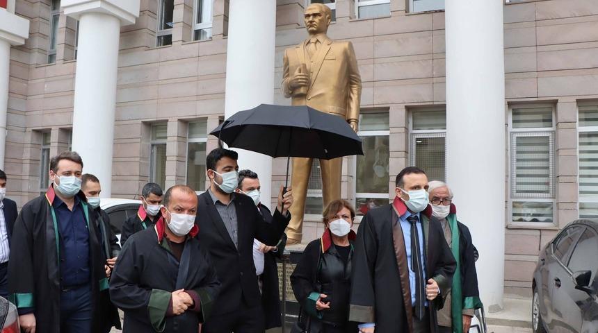Kuşadası’nda Avukatlar Günü kutlandı