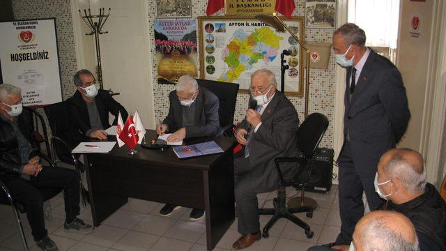 Emekli astsubaylara 30 yıldır başkanlık yapıyor