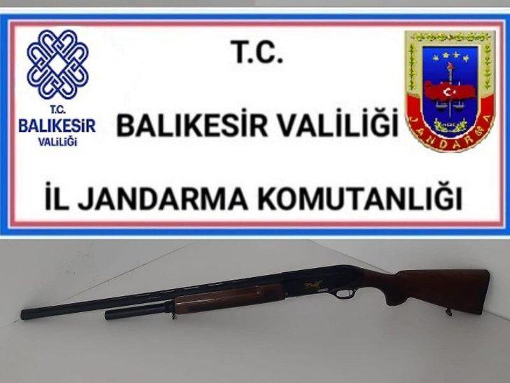 Balıkesir’de jandarma 22 aranan şahsı yakaladı G1