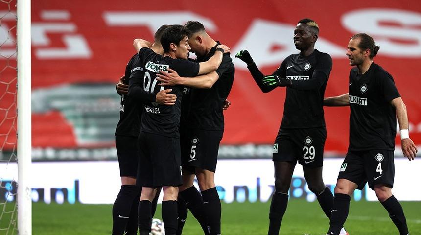 Bursaspor: 1 - Altay: 3 | Maç Sonucu