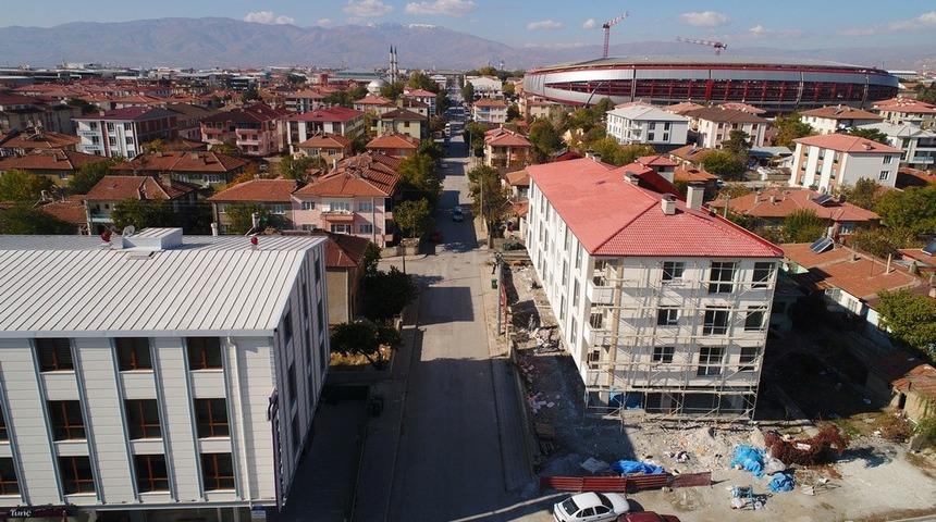 Zübeyde Hanım Caddesinde yol genişletme çalışmaları başladı