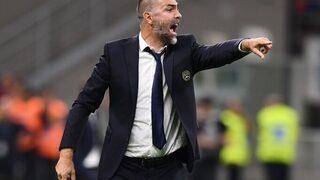 Pirlo gidiyor, göreve o geliyor!