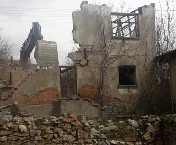 Metruk binalar ykılıyor G3