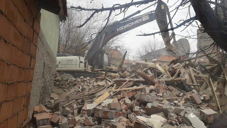 Metruk binalar ykılıyor G4