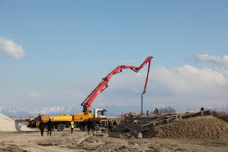 Ahlat Millet Bahçesi’nde hummalı çalışma G2