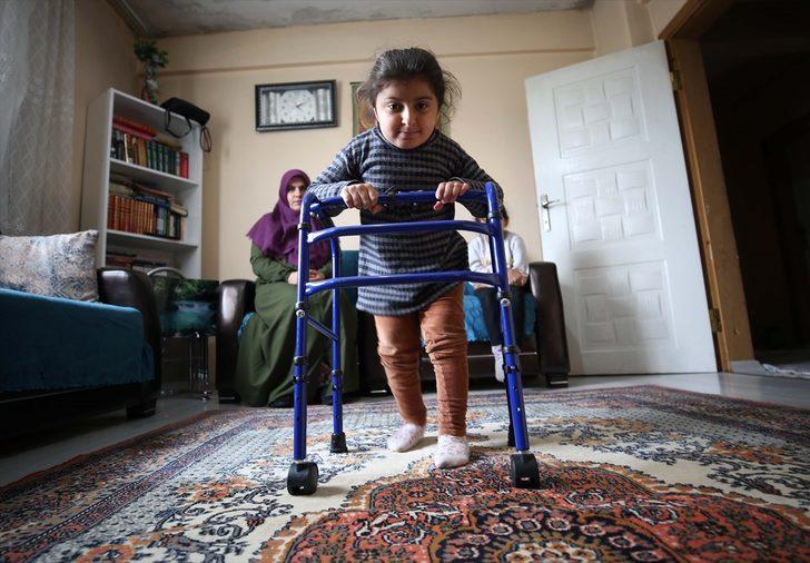 Muş'ta cam kemik hastası 2 kız kardeş tedavileri için destek bekliyor G2