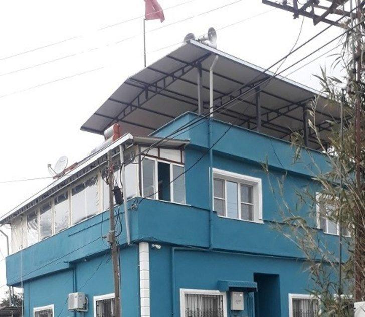 Ezan sesinden rahatsız olup şikayet etti G1