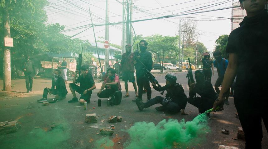 Myanmar'da yaşamını yitirenlerin sayısı 570'e yükseldi