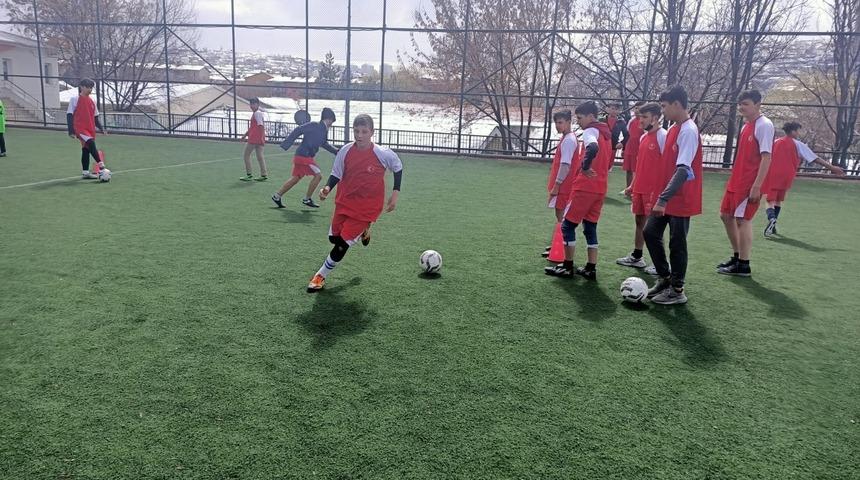 Altındağ’da sokaktan spora