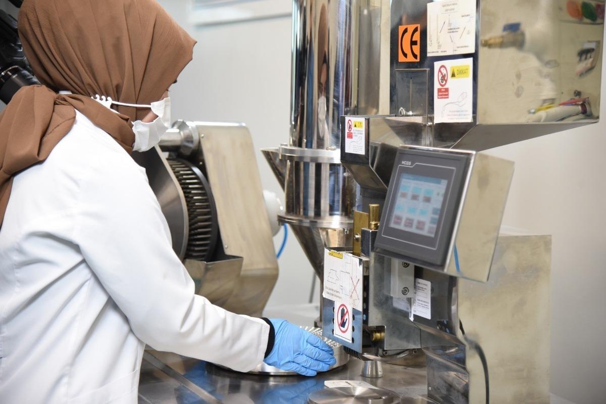 D&uuml;zce &Uuml;niversitesi yeni markasıyla &uuml;retime başladı