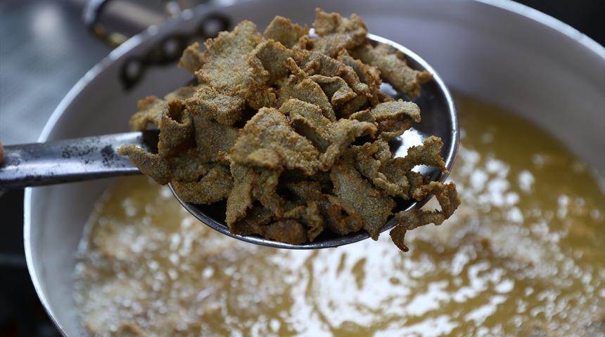 Vedat Milor sordu: Tava ciğer mi, şiş ciğer mi?