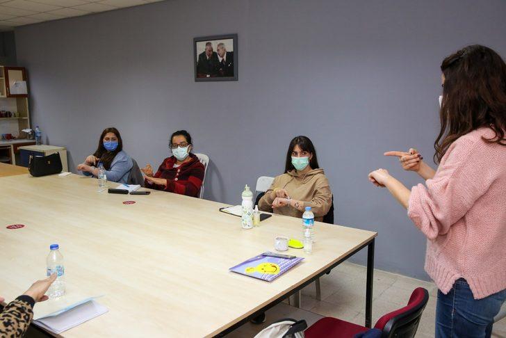 Buca’nın iletişim engelini kaldıran kursu G2