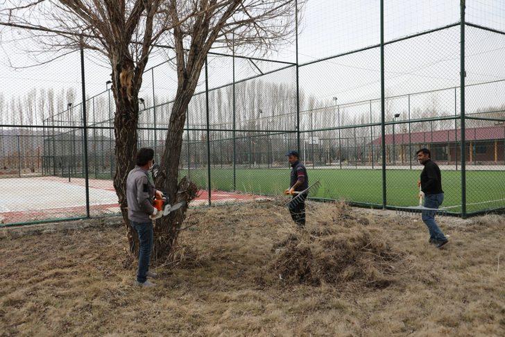 Gürpınar Belediyesinden bahar temizliği G3