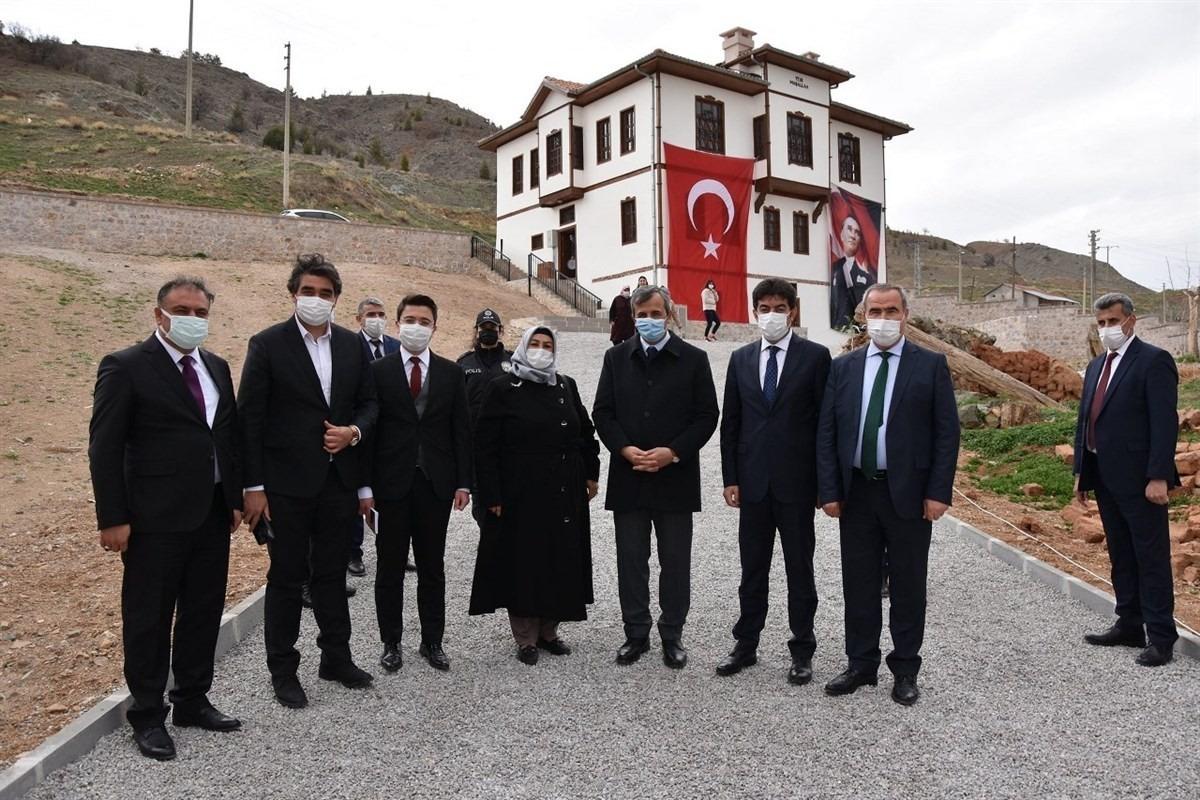 Vali Sezer Delice&rsquo;deki &ccedil;alışmaları yerinde inceledi