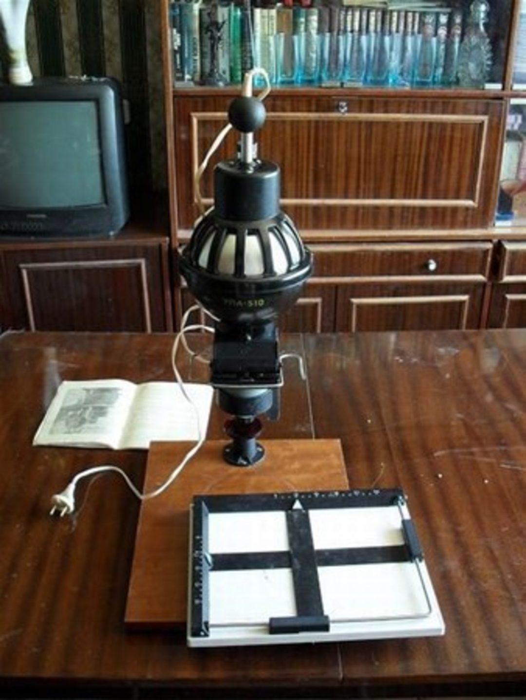 Старый аппарат для печати фотографий