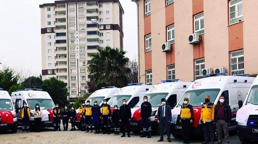 Kilis&rsquo;e 12 yeni Ambulans