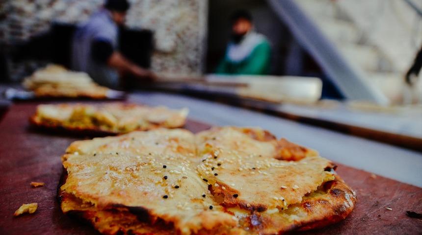 Yiyen hayran kalıyor! Konya'nın yağ somunu lezzetiyle damak çatlatıyor