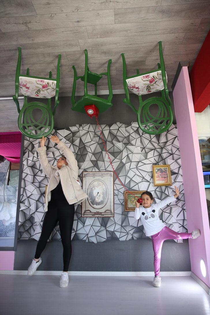 Mimari yapısıyla dikkati çeken Antalya'daki "ters ev" Kovid-19 önlemleriyle ziyaretçilerini ağırlıyor G1