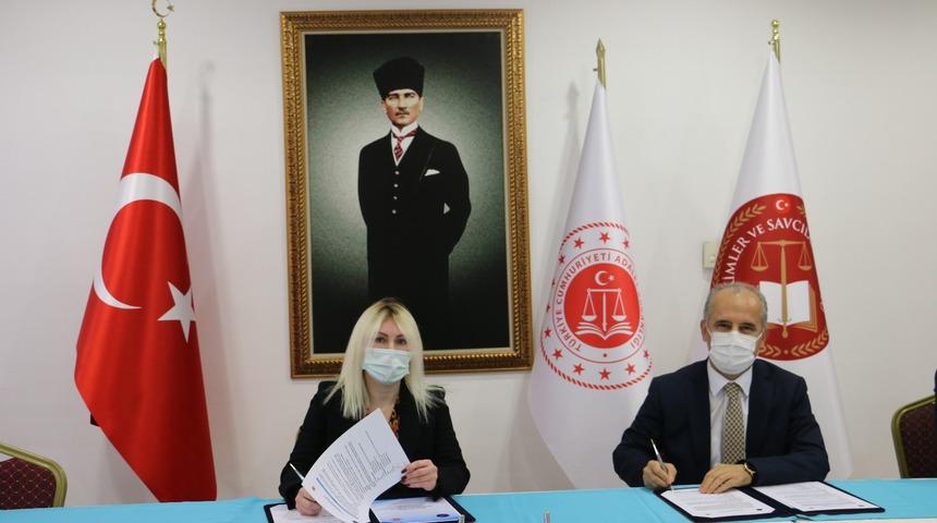 AÜ ile Antalya Cumhuriyet Başsavcılığı arasında lisansüstü eğitim işbirliği