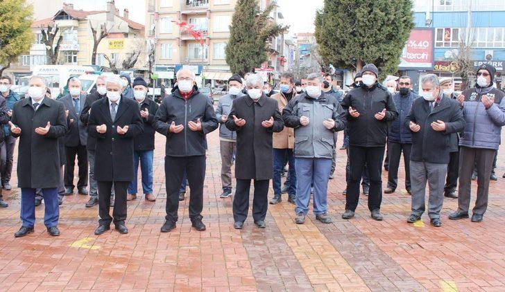 Tavşanlı’dan İdlip’e 3 tır un yardımı G2