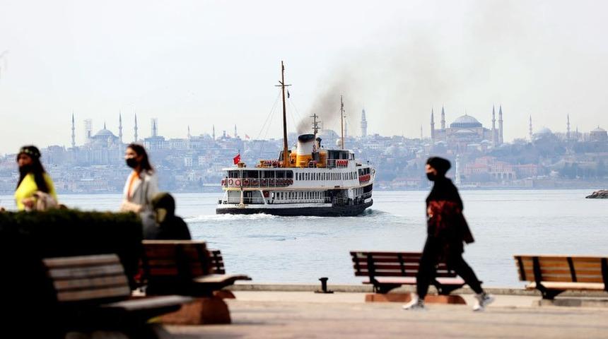 Covid: T&uuml;rkiye'de tam kapanma g&uuml;ndeme gelir mi, artan vaka sayılarını d&uuml;ş&uuml;rmek i&ccedil;in hangi &ouml;nlemler alınmalı?