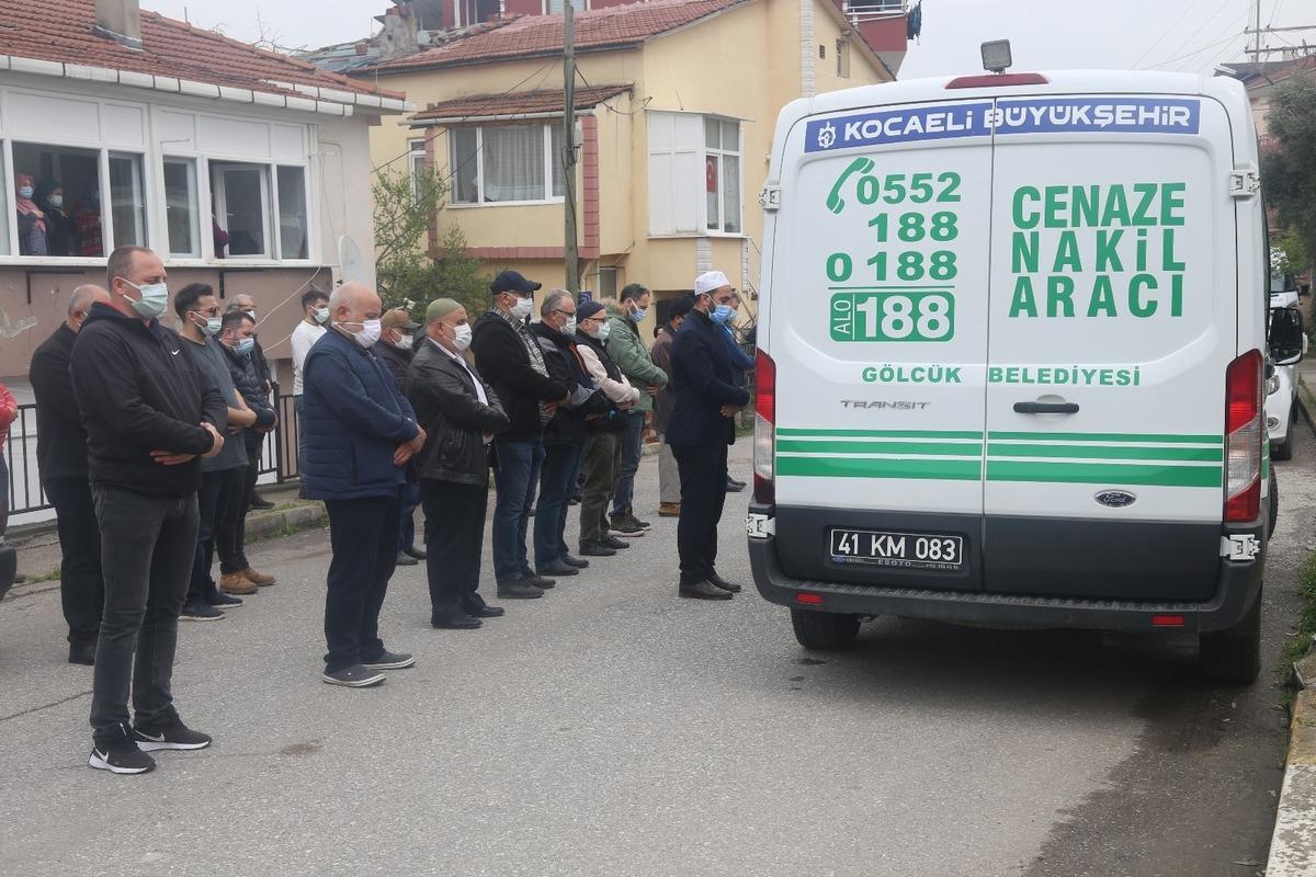 Karı-koca aynı g&uuml;n korona vir&uuml;se yenildi