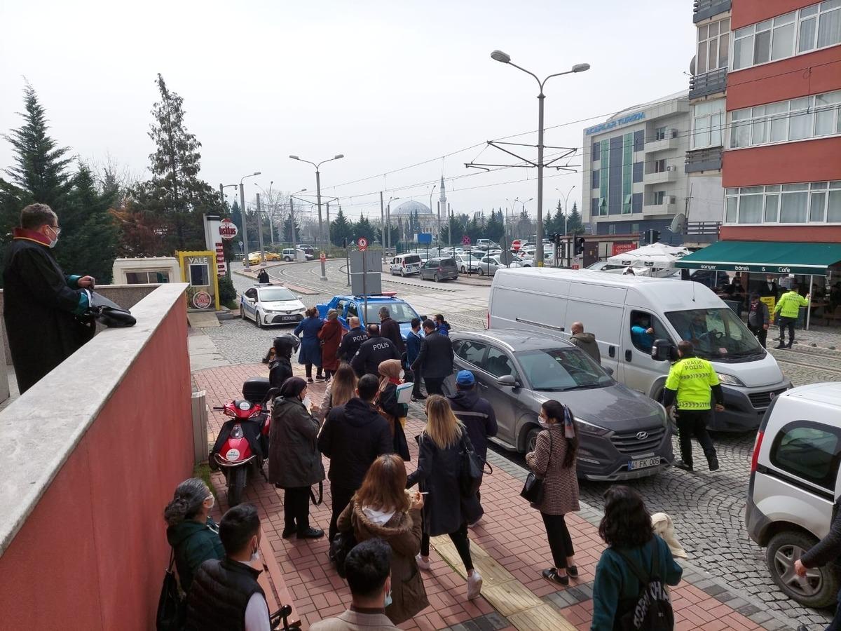 Adliye &ouml;n&uuml;n&uuml; karıştıran cinsel istismar davası