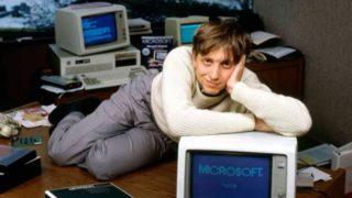 Bill Gates’in lisedeyken kızlar sınıfına geçebilmek için bulduğu dahi yöntem! 