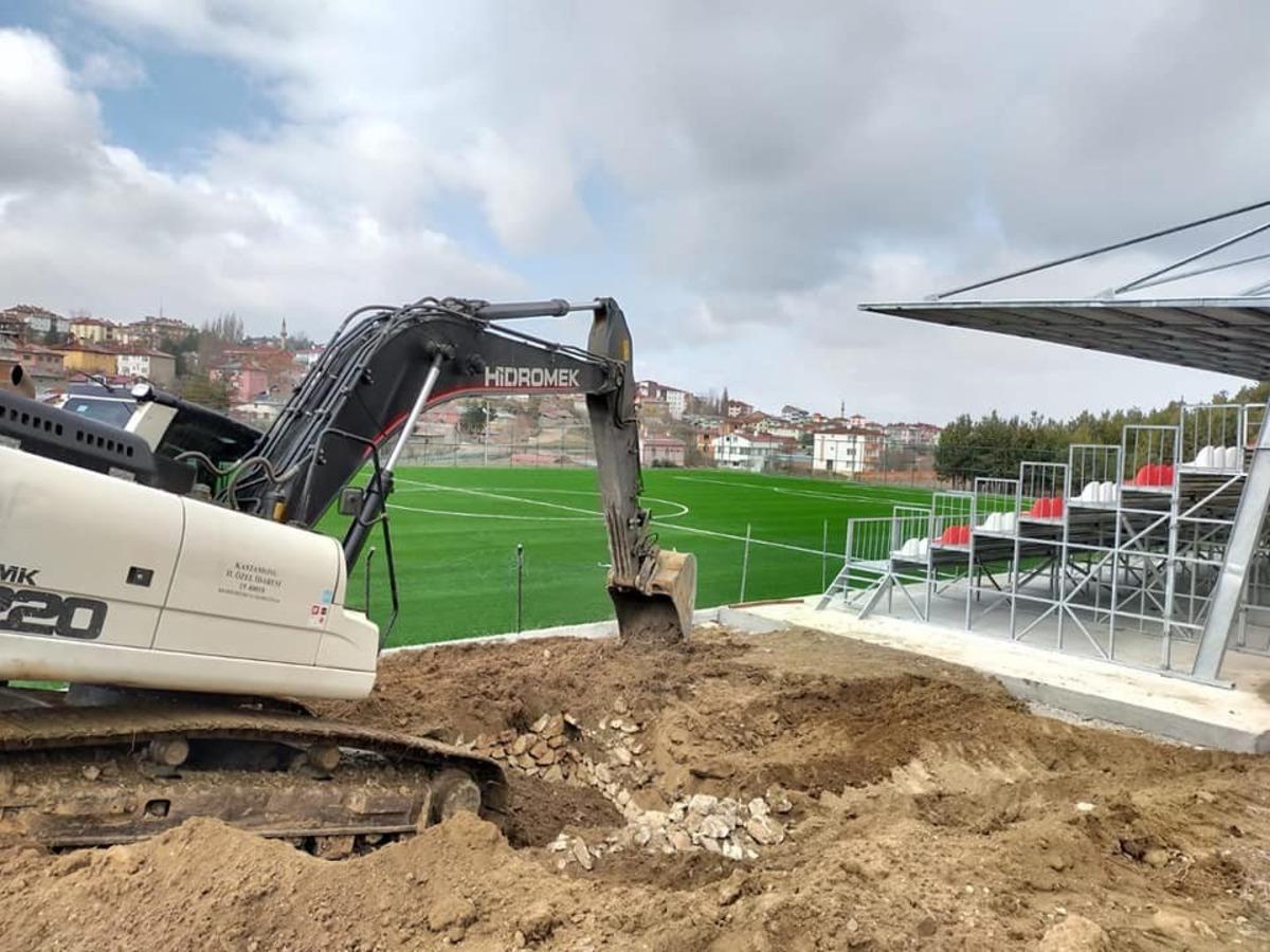 Başkan Altıkula&ccedil;: &ldquo;Dedikodu yapmak gibi kaybedecek zamanımız yok&rdquo;