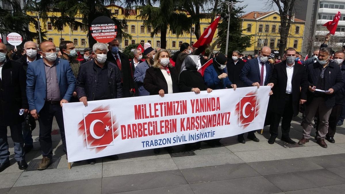 Trabzon&rsquo;dan 104 amiralin bildirisine tepki