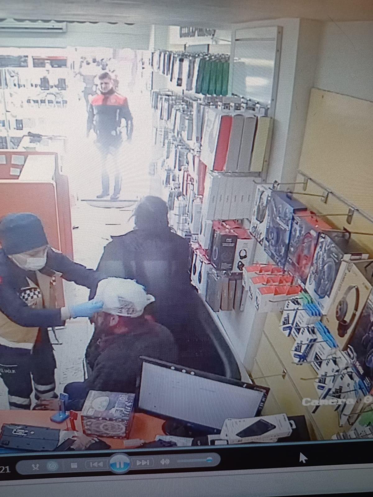İki erkek kardeşten, enişteye &ouml;ld&uuml;resiye darp