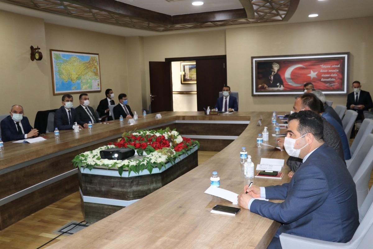 Siirt&rsquo;te il pandemi kurulu toplantısı d&uuml;zenlendi