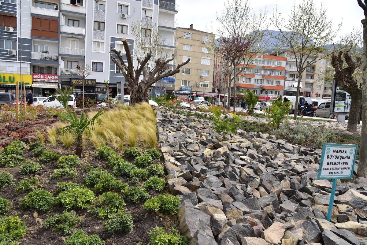 Kaya bah&ccedil;eleri g&ouml;rsel ş&ouml;len sunuyor